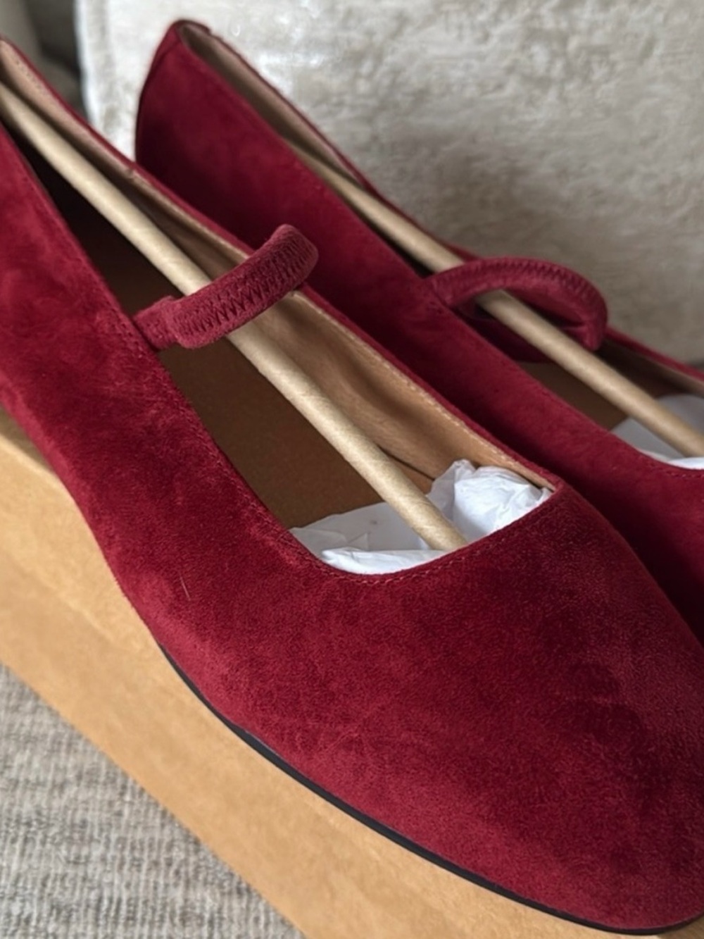 NWT Madewell Greta Suede Ballet Flats
Ballerina Ruby Port Red Burgundy Leather - Picture 6 of 11